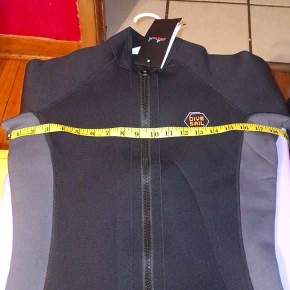 NWT Dive & Sail women wetsuit,  top only   XXL black/gray/orange - Picture 11 of 11